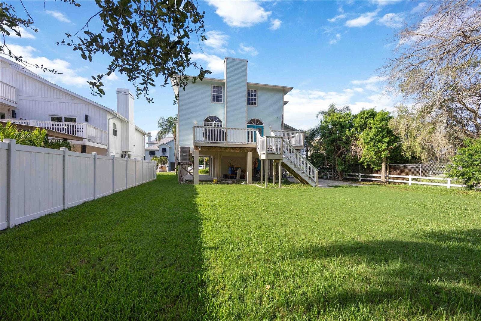 13951 HARBOR VIEW DR