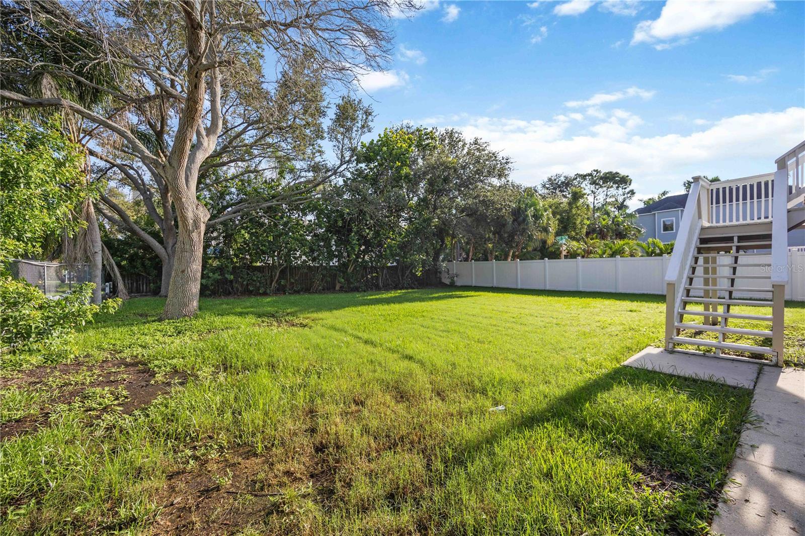 13951 HARBOR VIEW DR