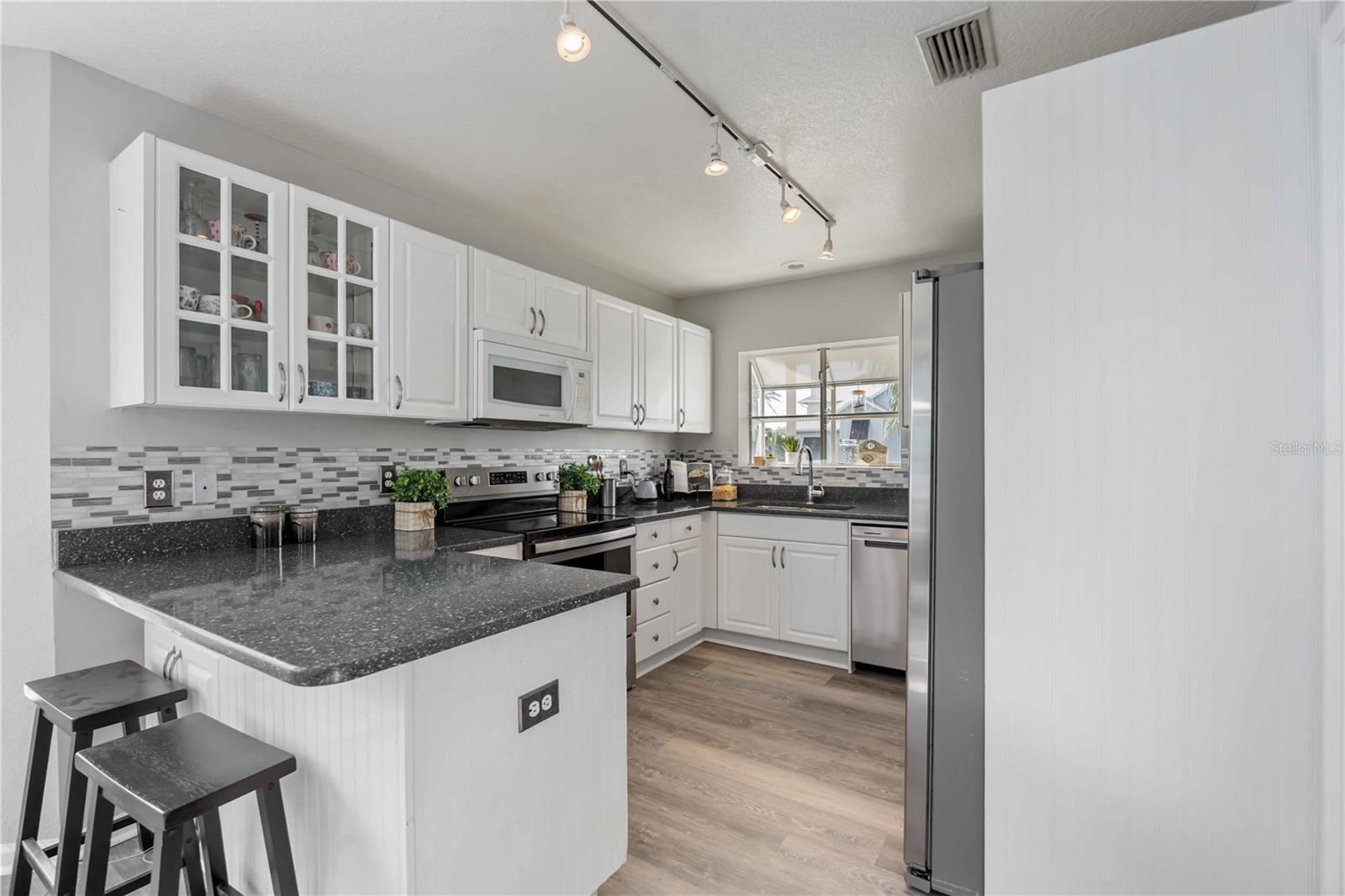 13951 HARBOR VIEW DR