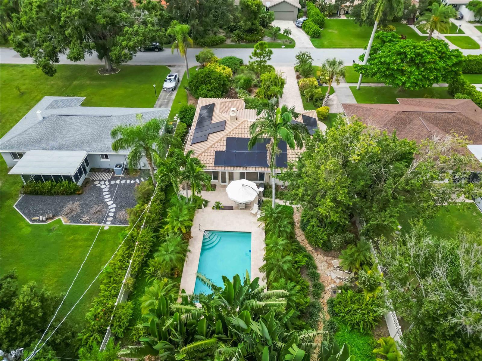 442 N SHORE DR