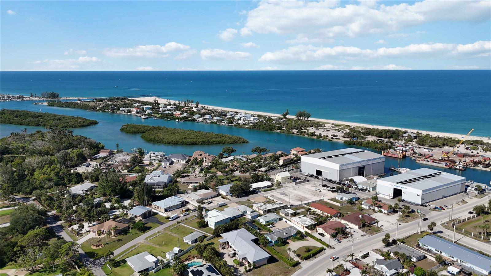 100 CIRCUIT RD #N41