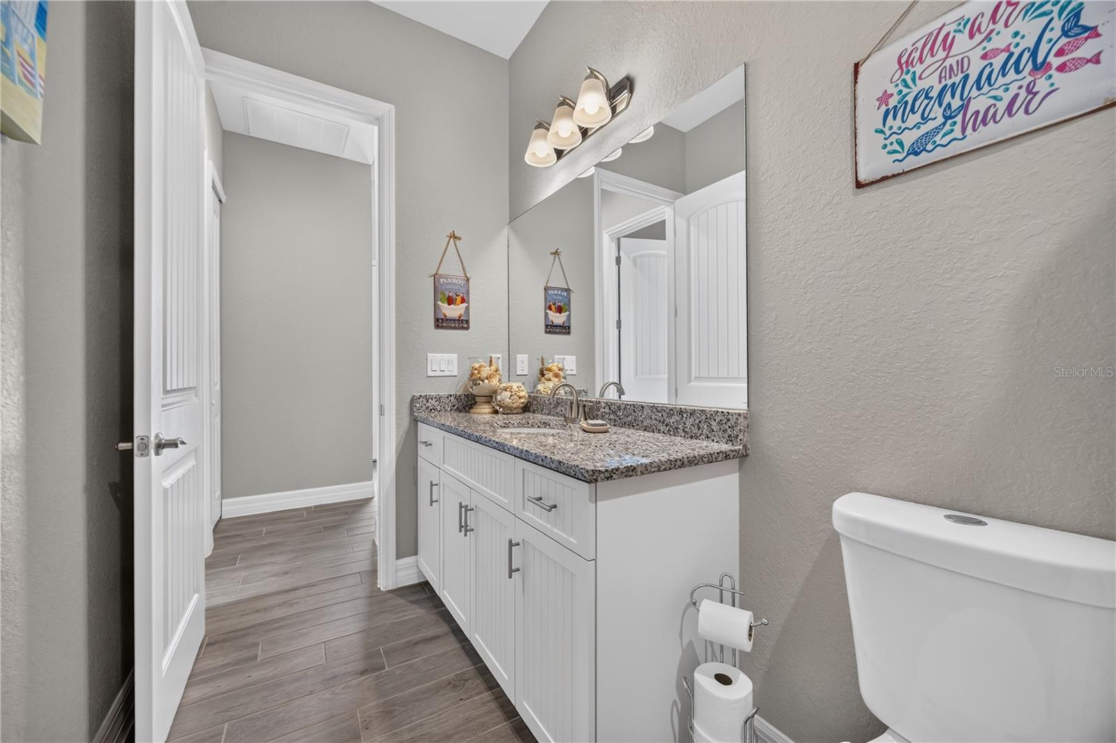 119 GREEN OAK PARK