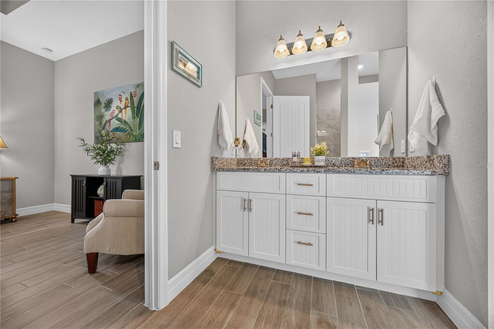 119 GREEN OAK PARK