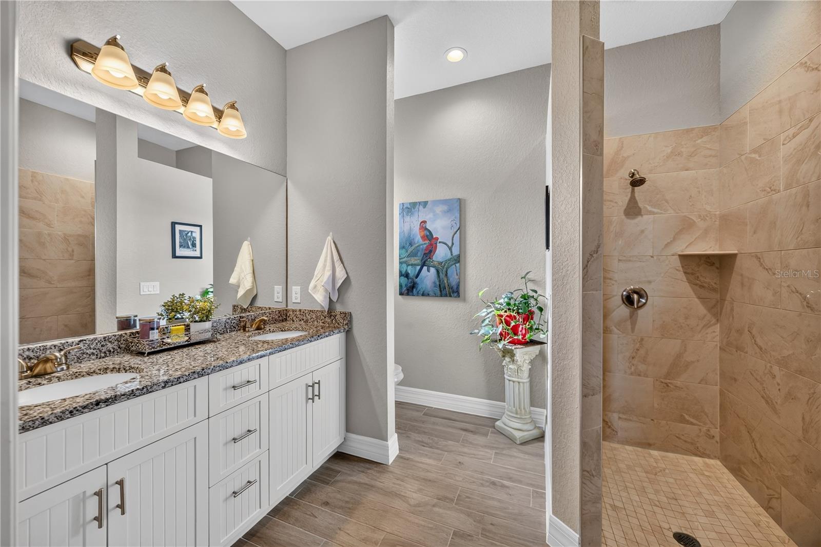 119 GREEN OAK PARK