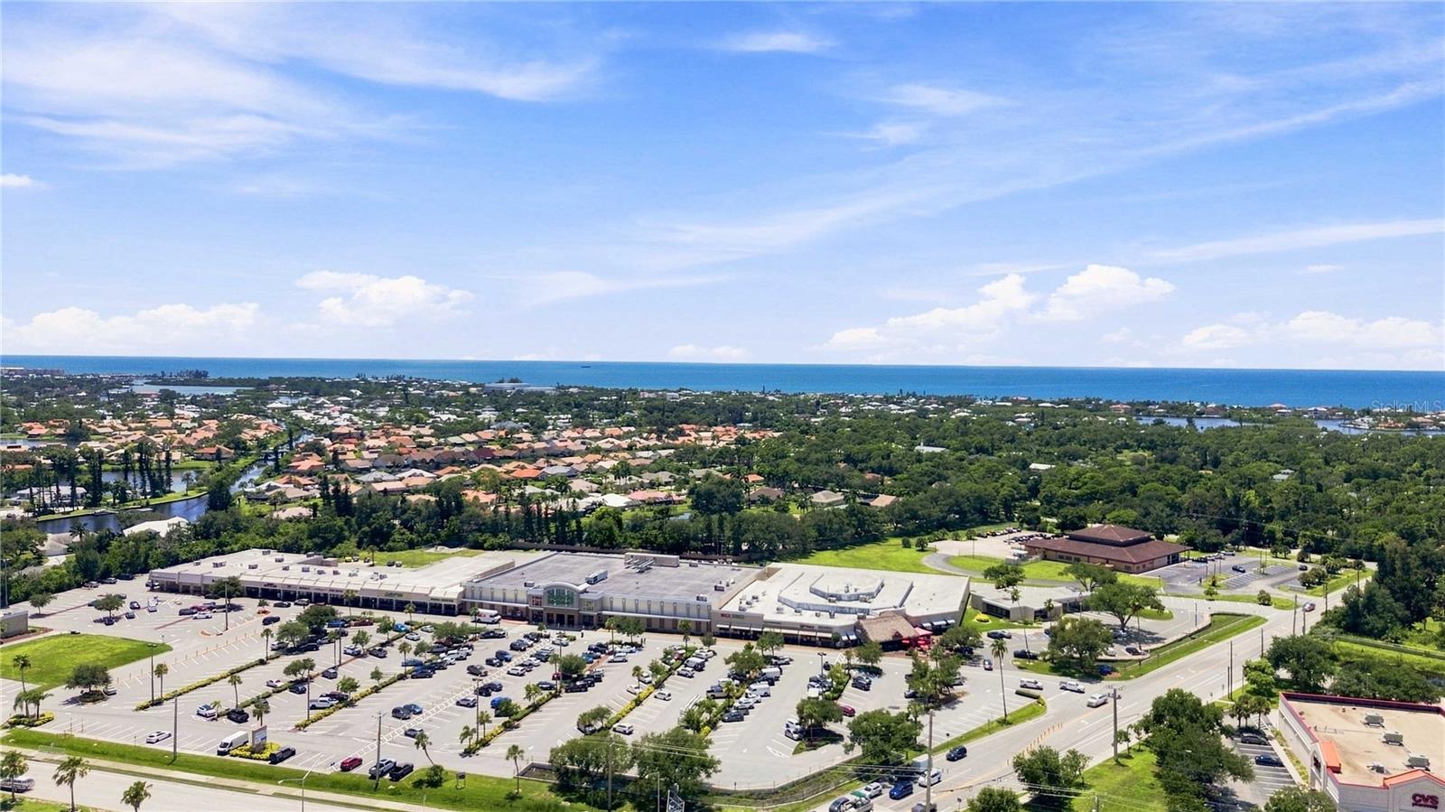 114 LAKEVIEW DR