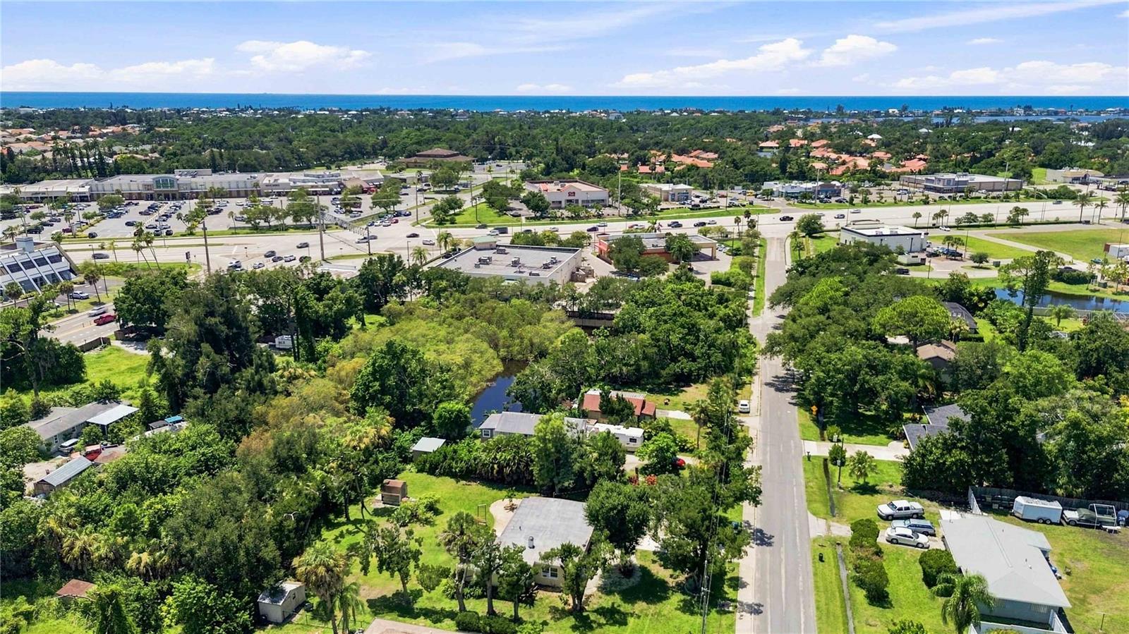 114 LAKEVIEW DR