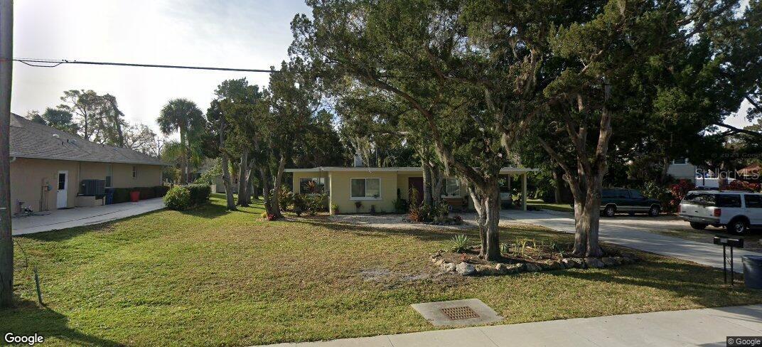 114 LAKEVIEW DR