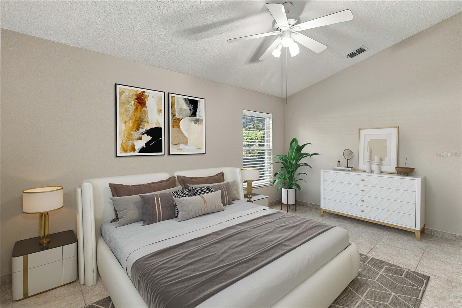 840 GROVESMERE LOOP