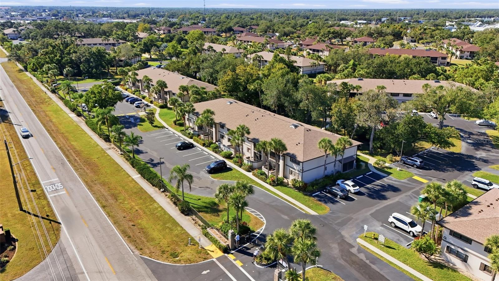 1515 FORREST NELSON BLVD #N206