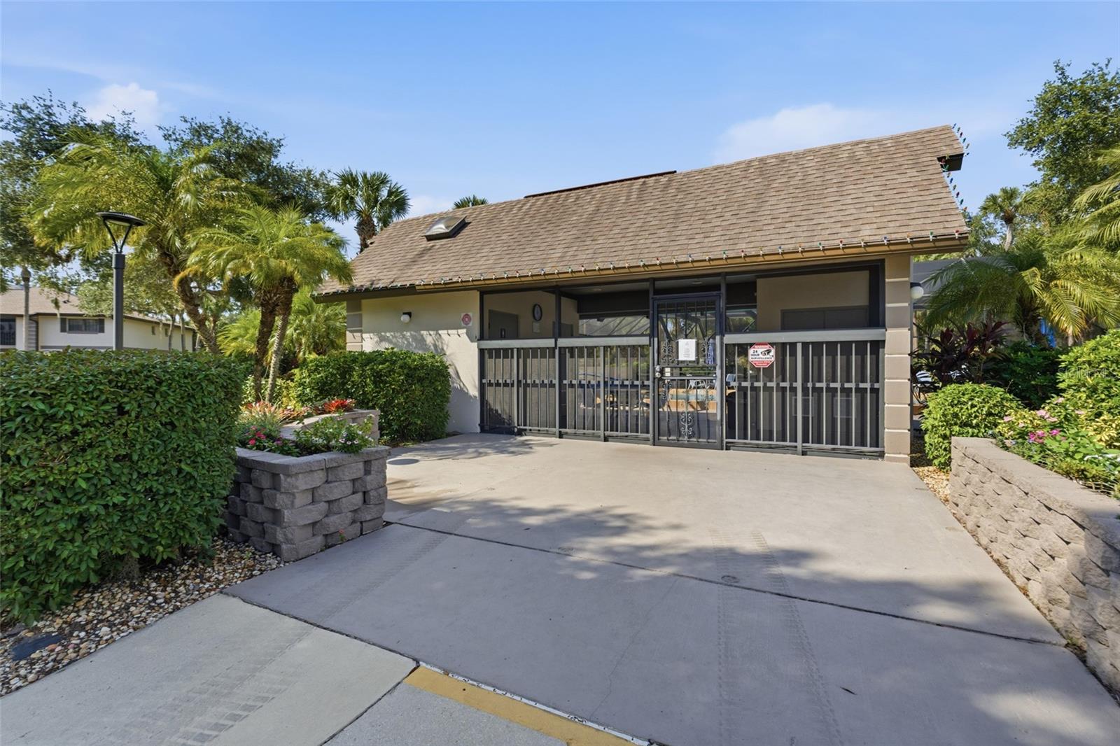 1515 FORREST NELSON BLVD #N206