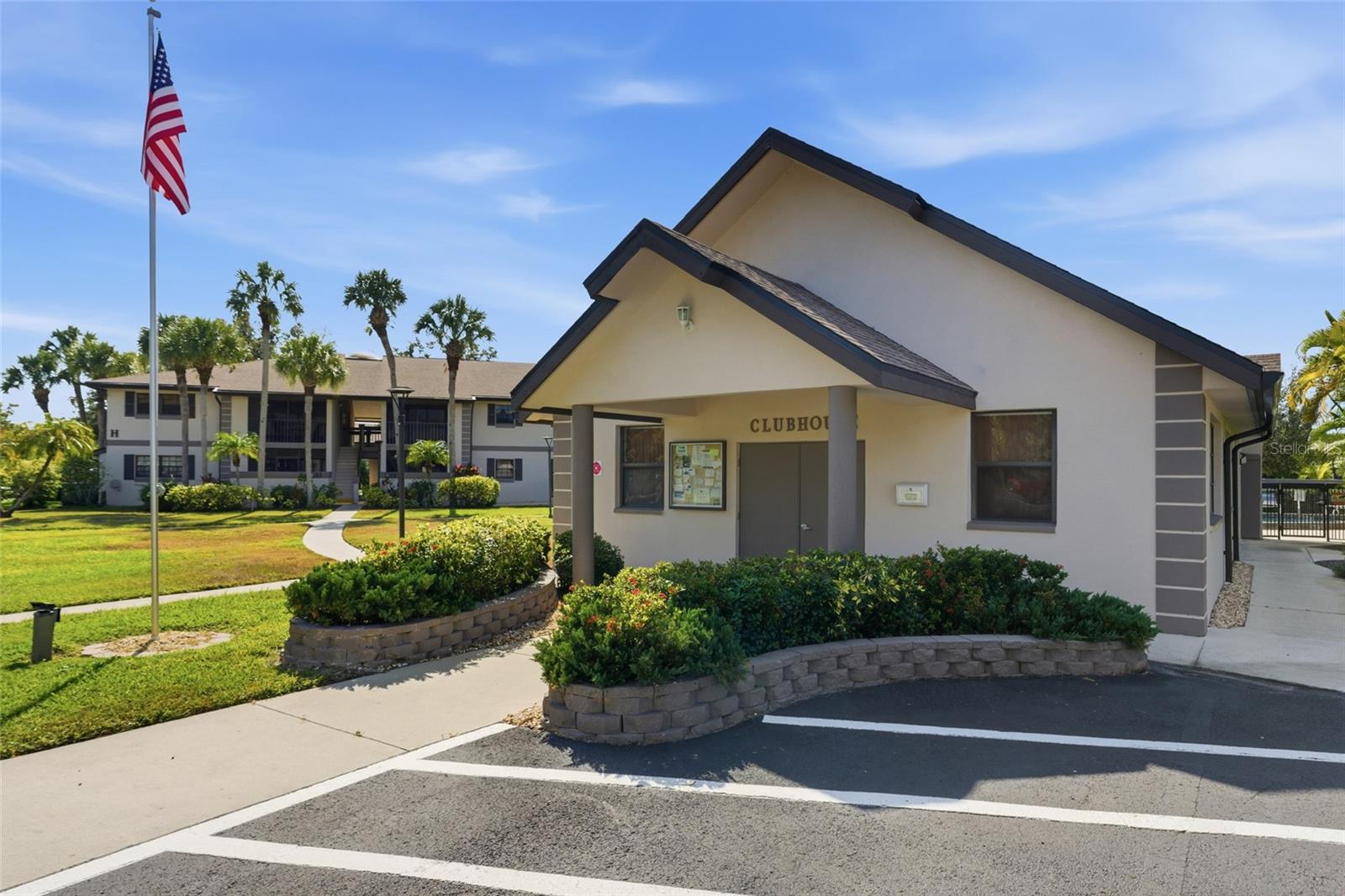 1515 FORREST NELSON BLVD #N206