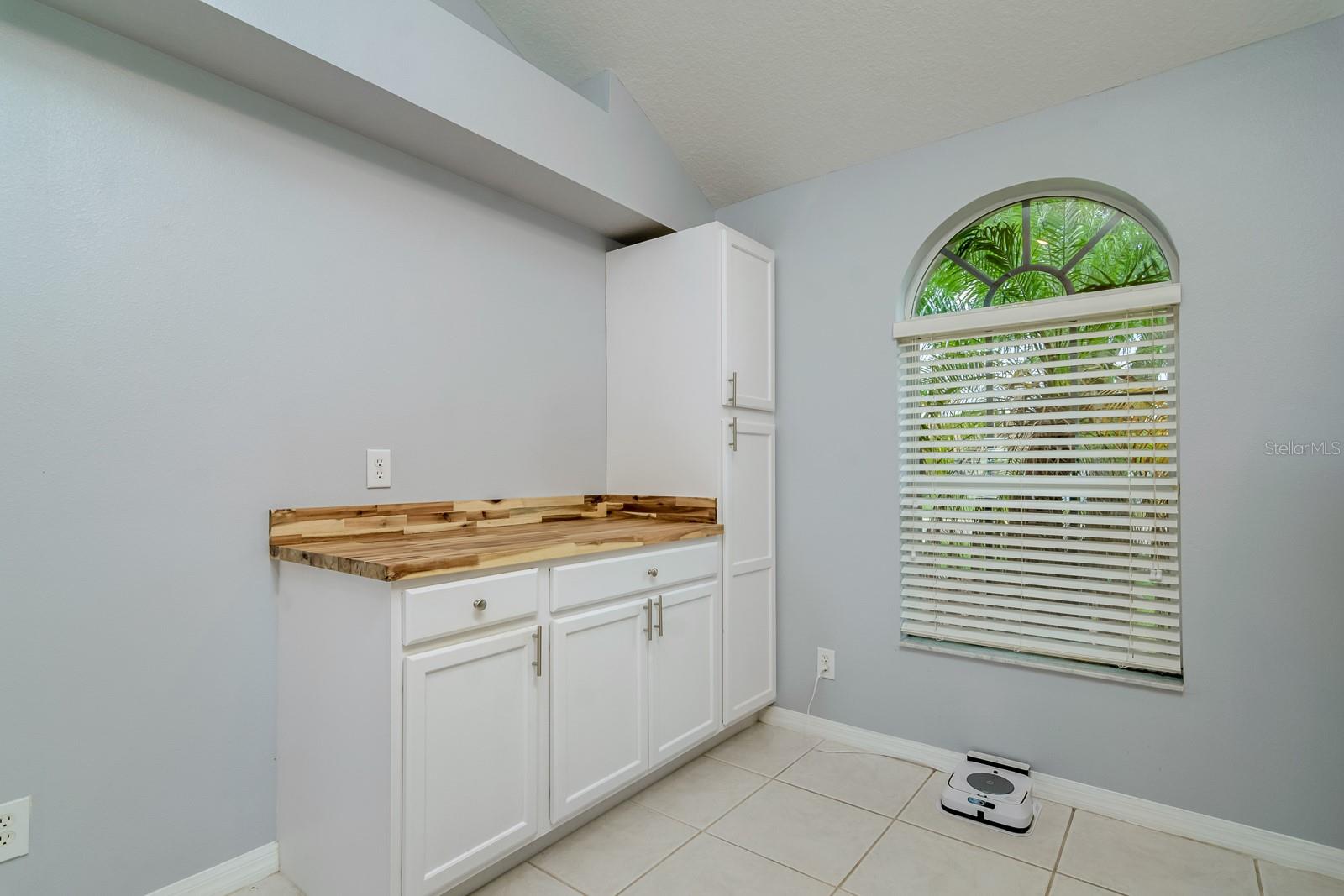 18508 MERSEYSIDE LOOP