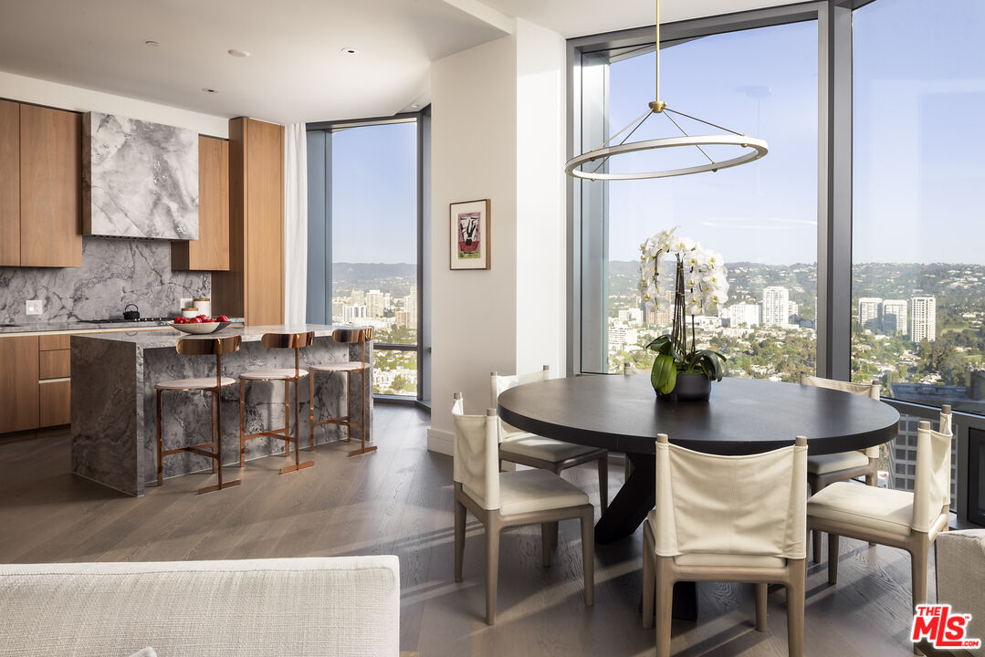 211 Elm Court Unit: 5D