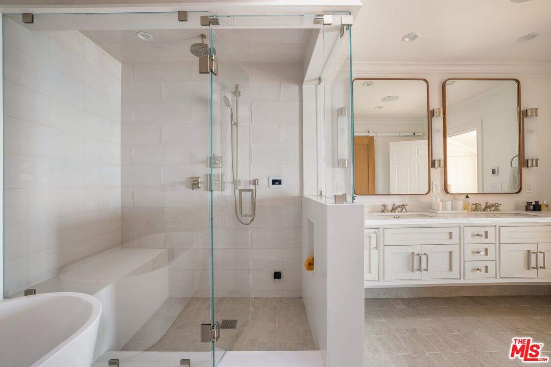 27086 Malibu Cove Colony Dr