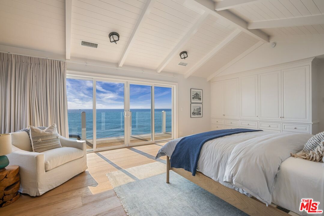 27086 Malibu Cove Colony Dr