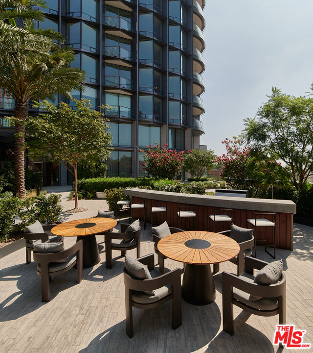 211 Elm Court Unit: 34C