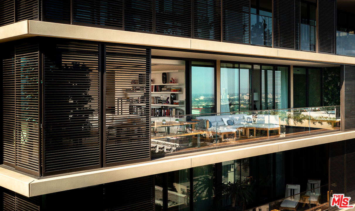 9040 Sunset BLVD Unit: 1101