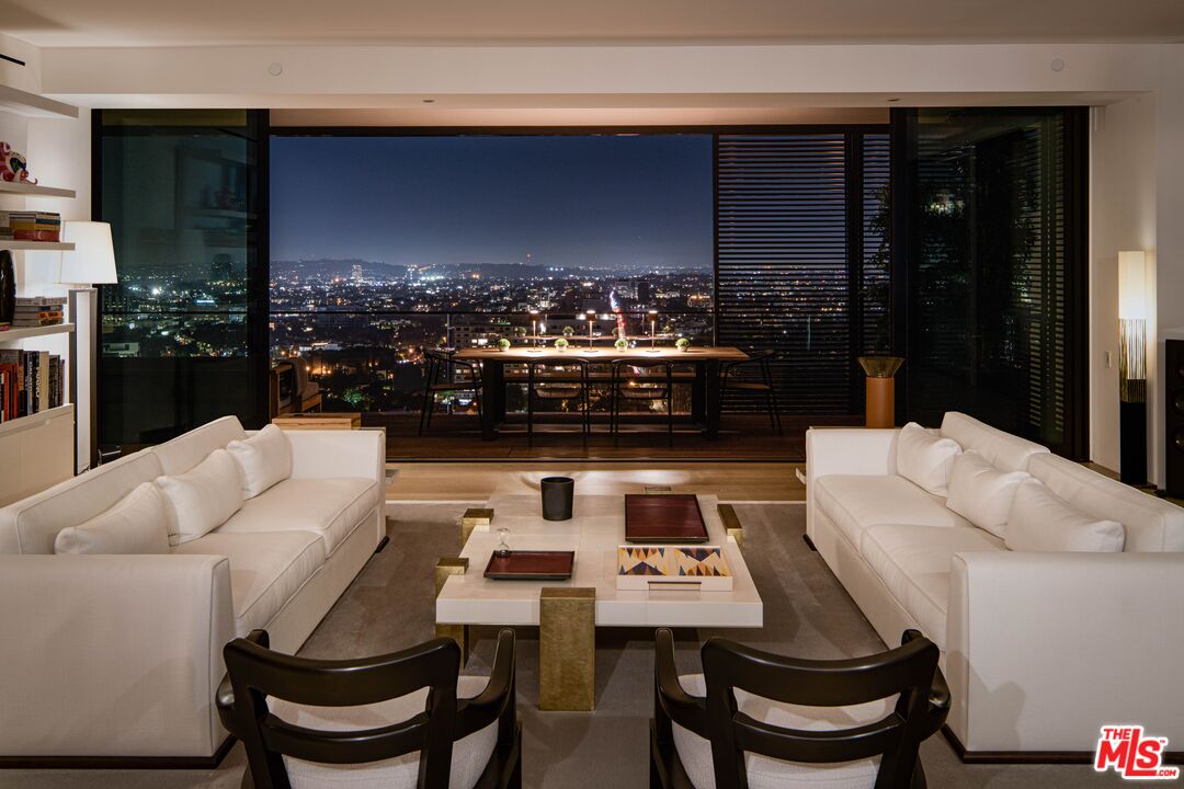 9040 Sunset BLVD Unit: 1101