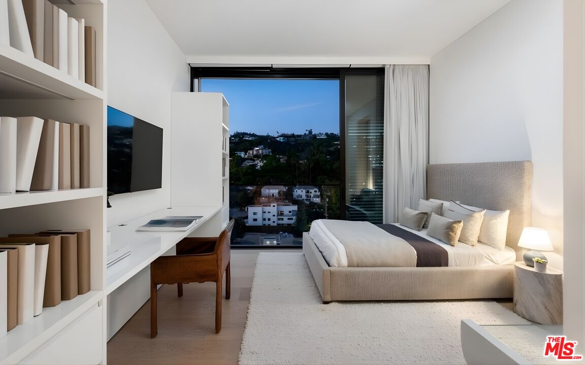 9040 Sunset BLVD Unit: 1101