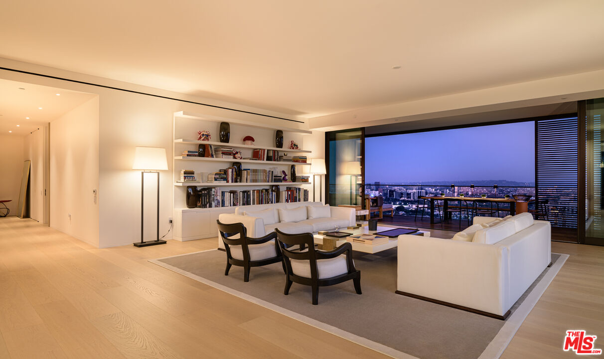 9040 Sunset BLVD Unit: 1101