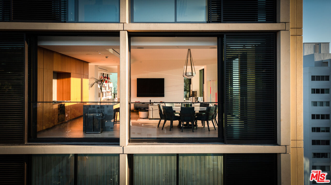 9040 Sunset BLVD Unit: 1101