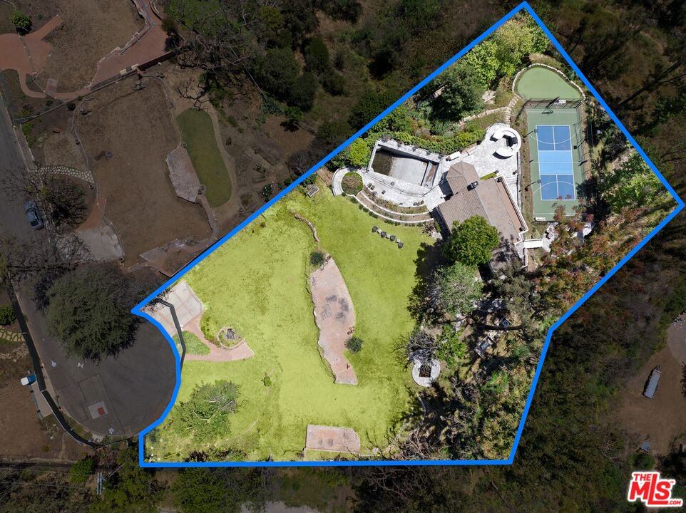 1267 Villa Woods Dr