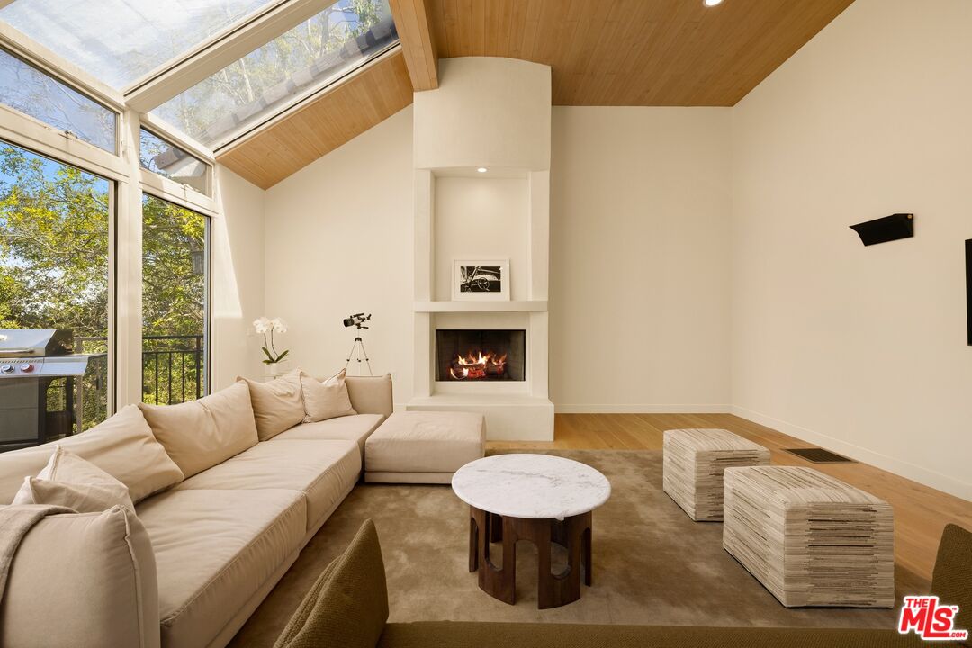 282 Bentley Cir