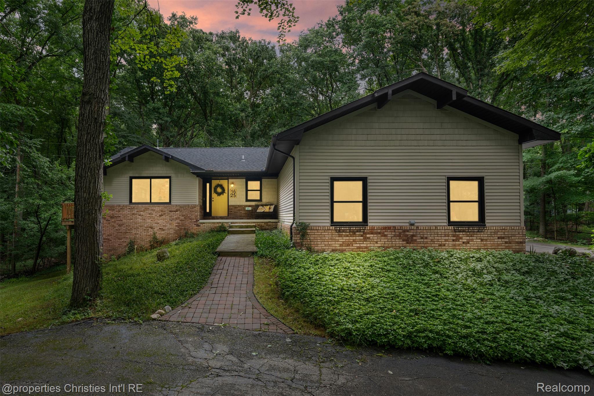 1625 Perry Lake Road