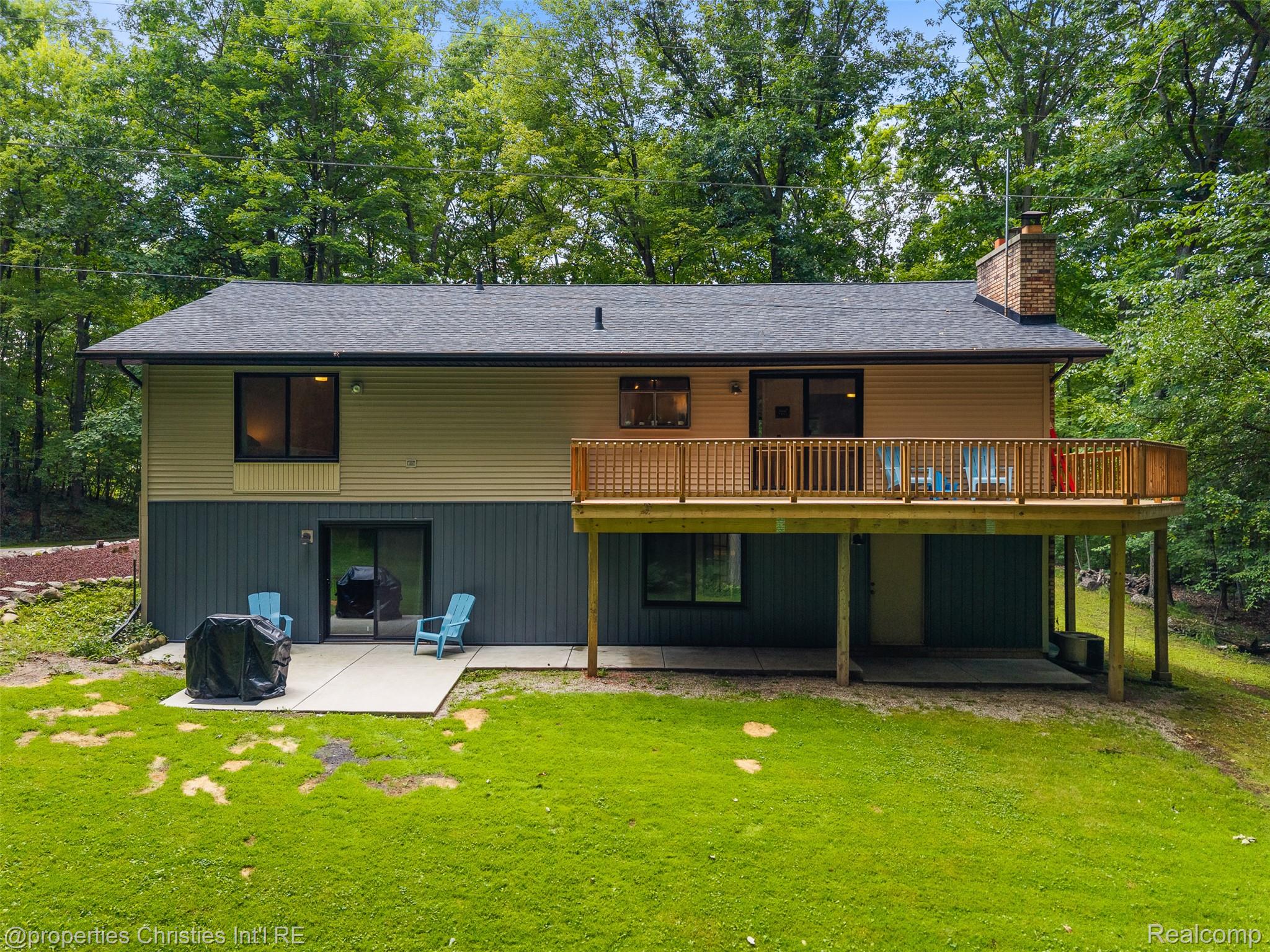 1625 Perry Lake Road