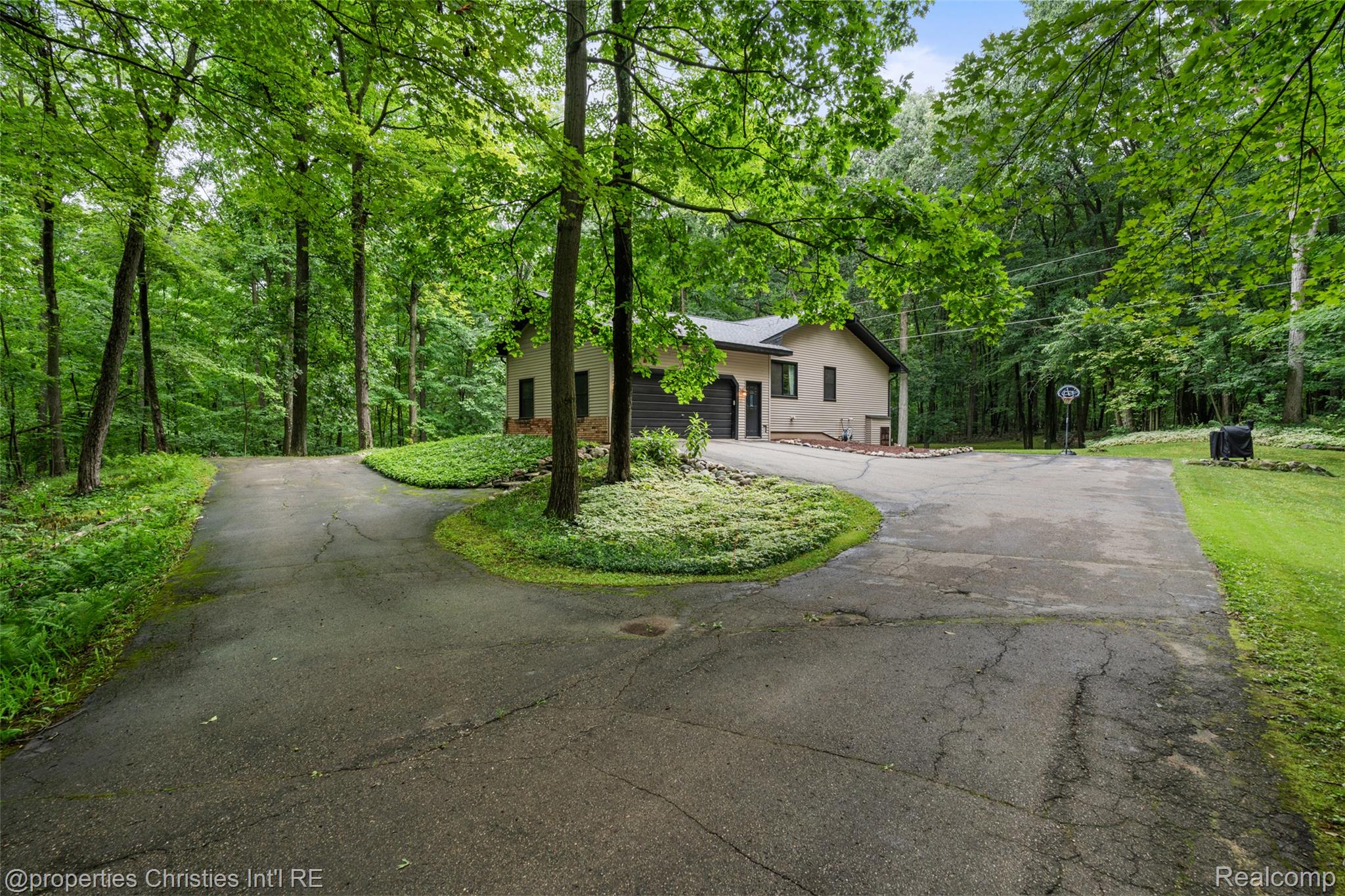 1625 Perry Lake Road