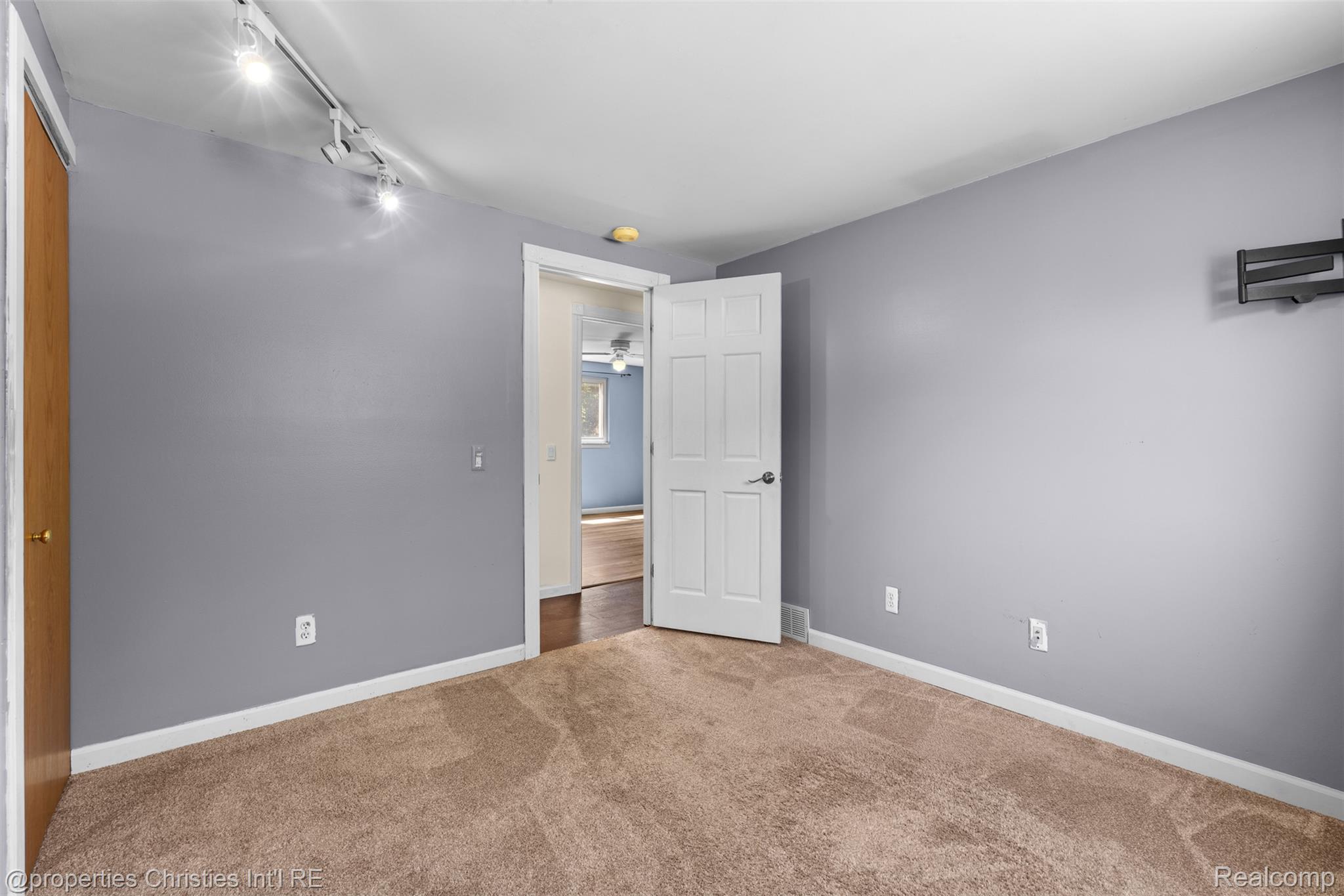 4881 Greer Road