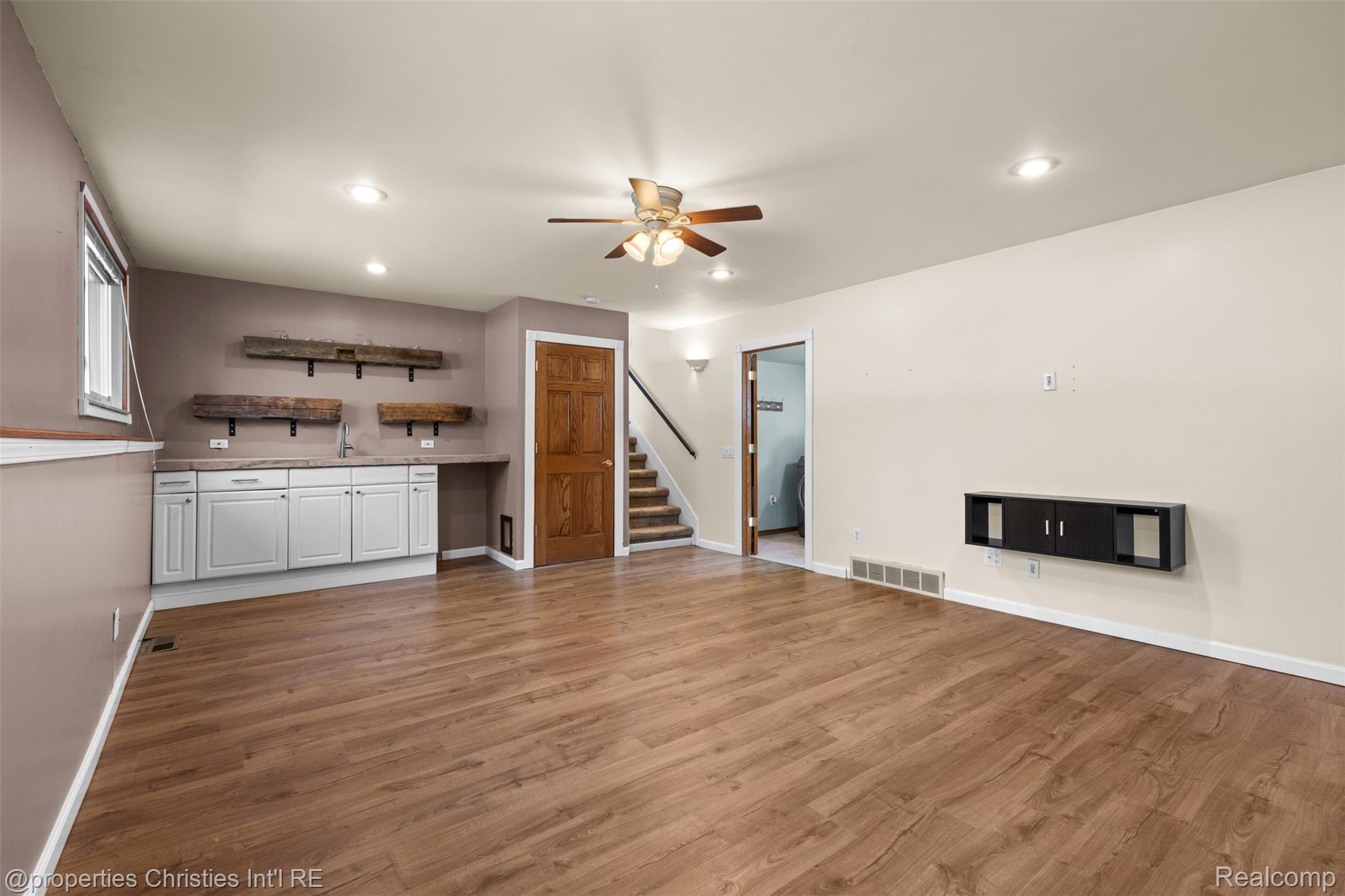 4881 Greer Road