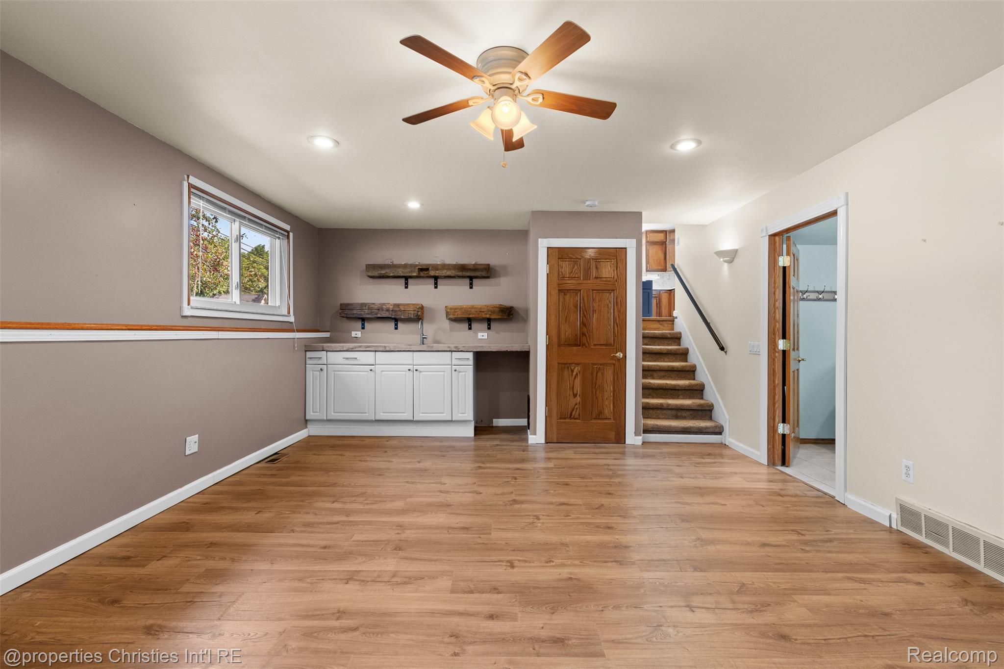 4881 Greer Road