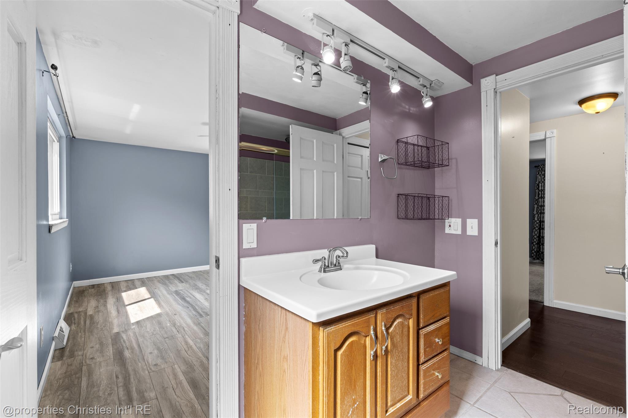 4881 Greer Road