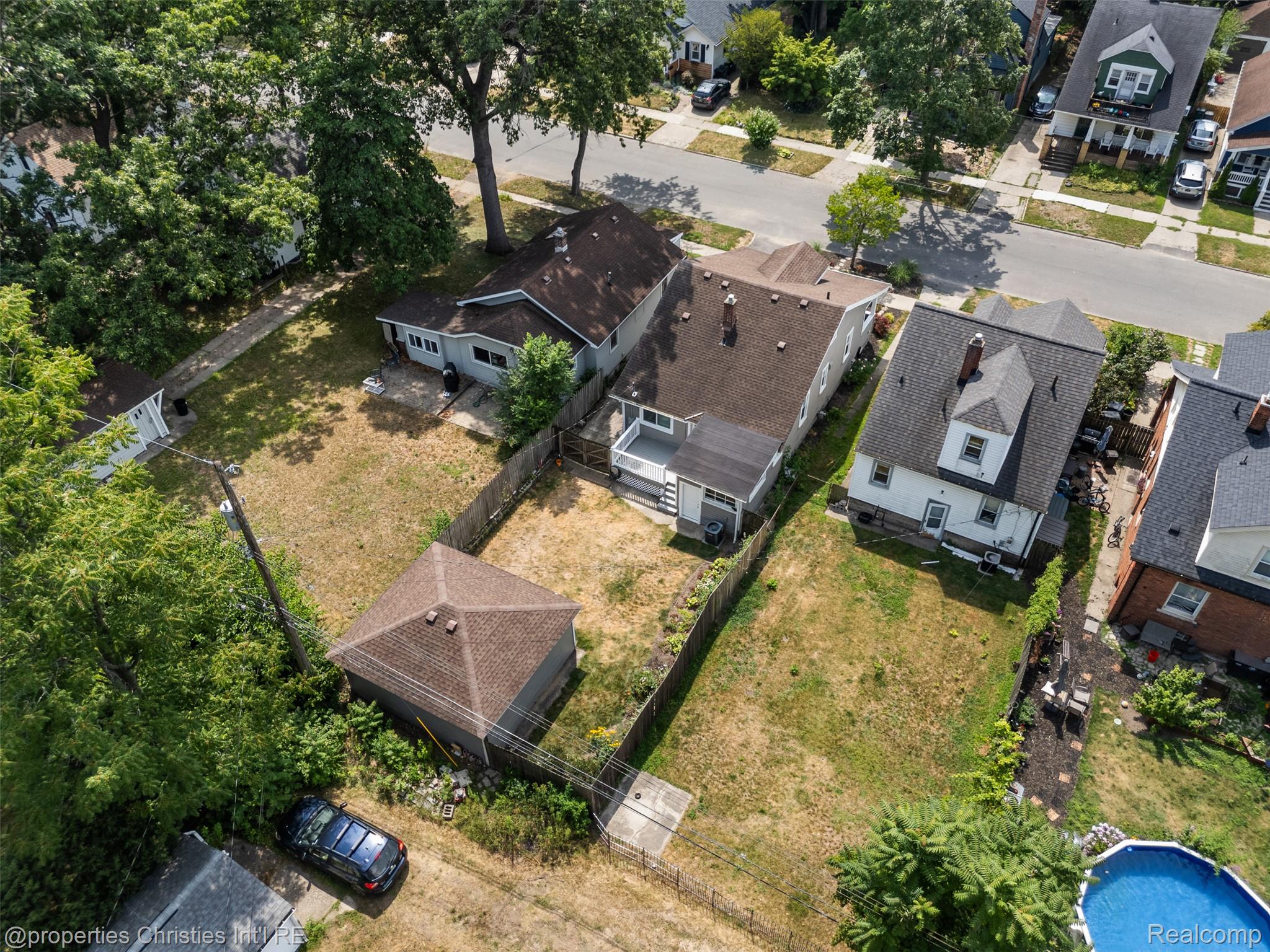 460 W Chesterfield Street