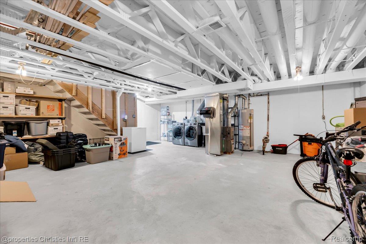 242 Barrington Circle