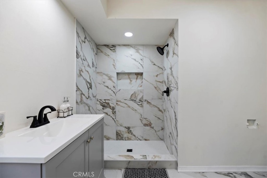 1748 Prince Albert Drive