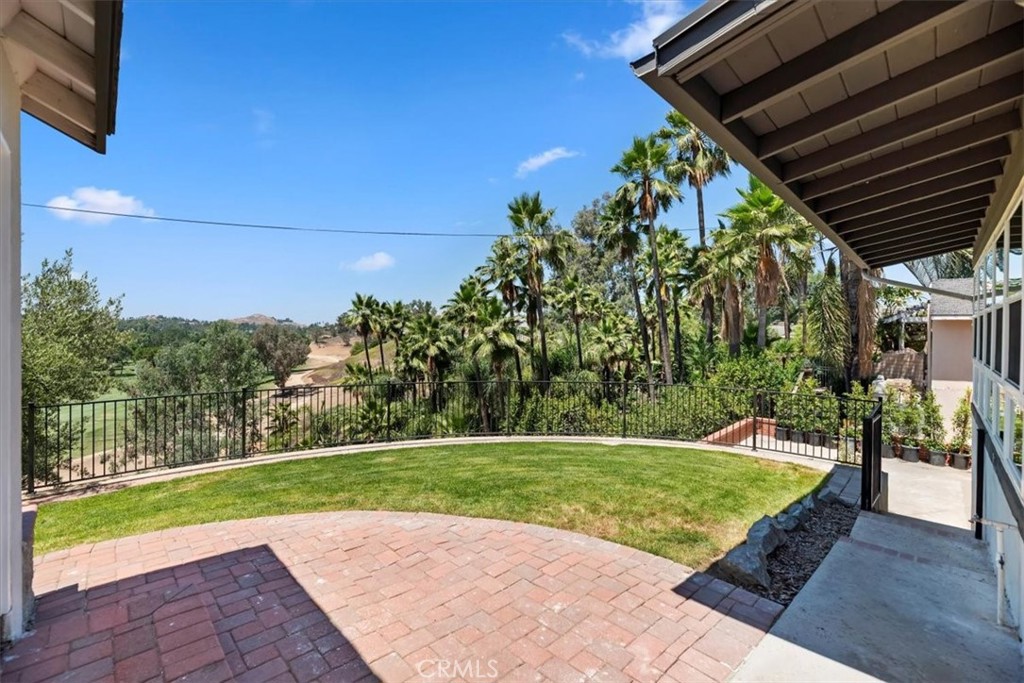 1748 Prince Albert Drive