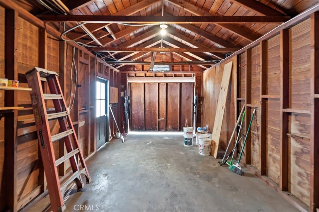 1748 Prince Albert Drive