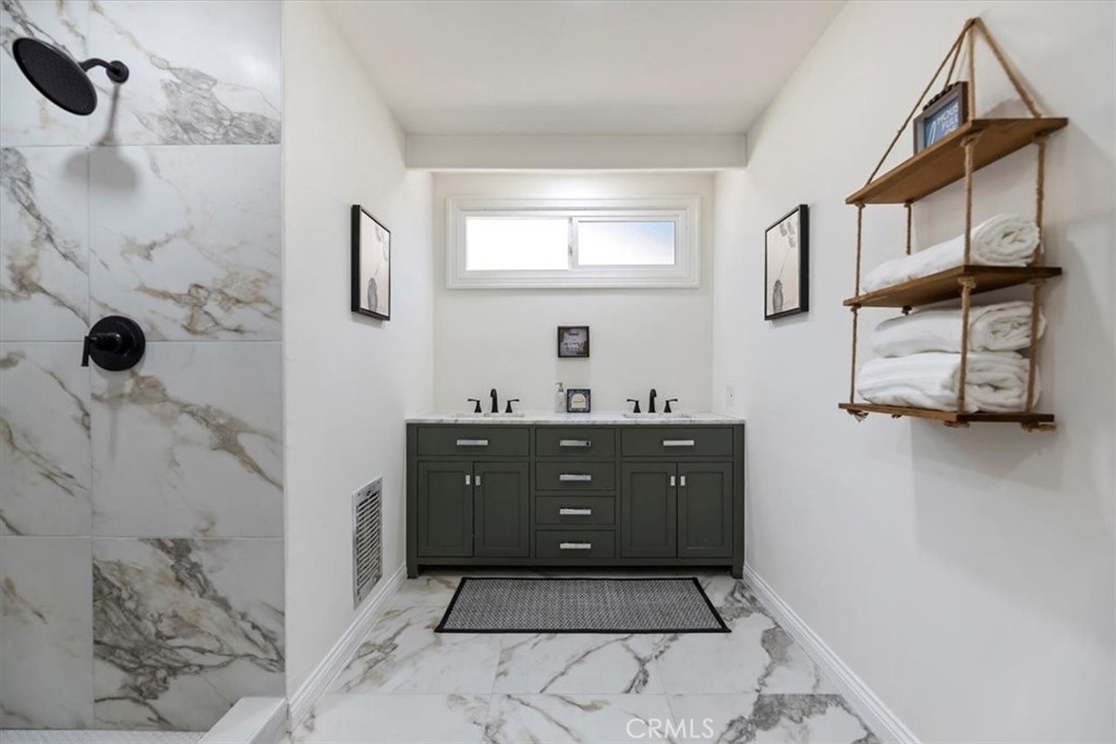 1748 Prince Albert Drive