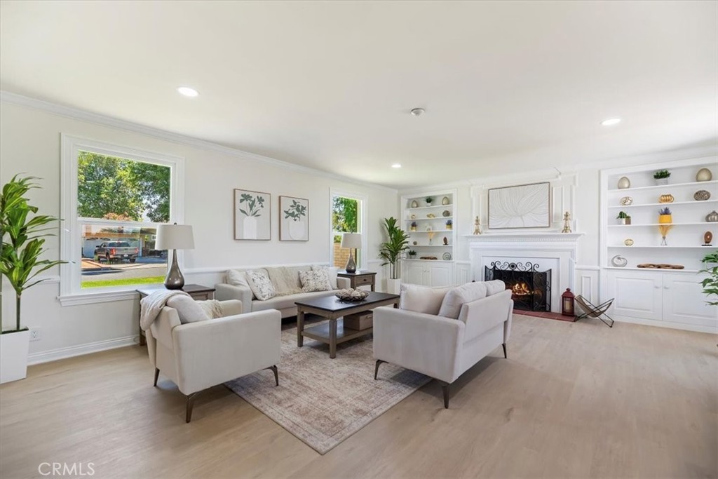 1748 Prince Albert Drive