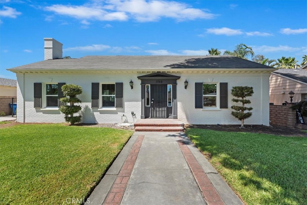 1748 Prince Albert Drive