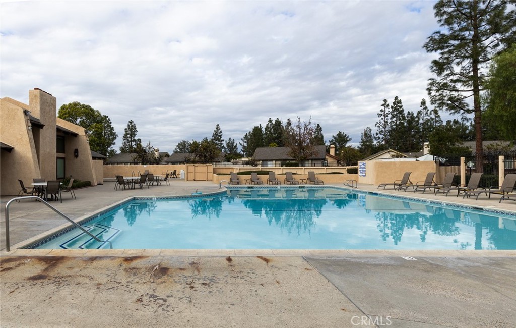 23002 Caminito Brisa 203