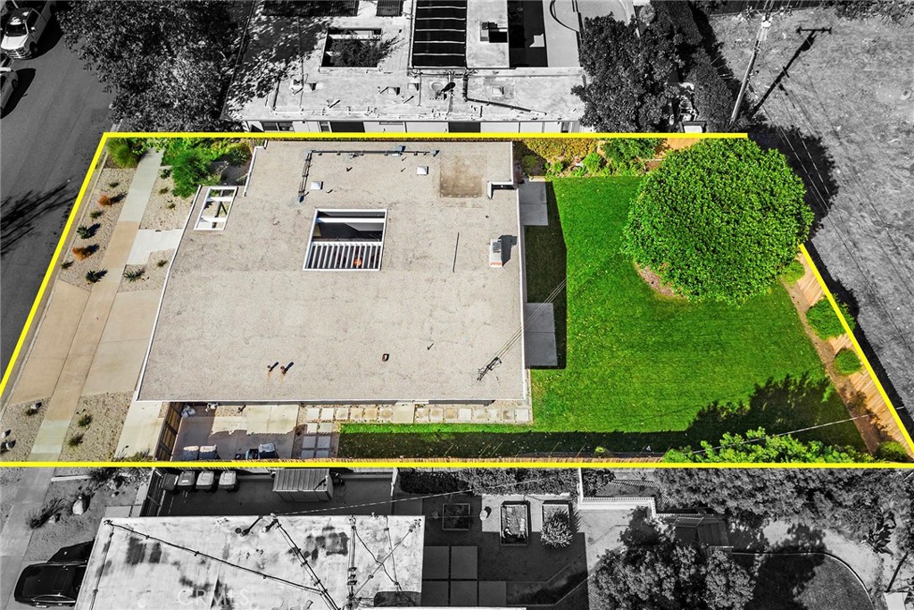 589 S Woodland Street