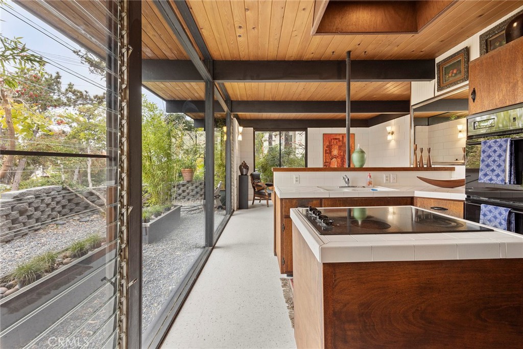 12601 Vista Panorama