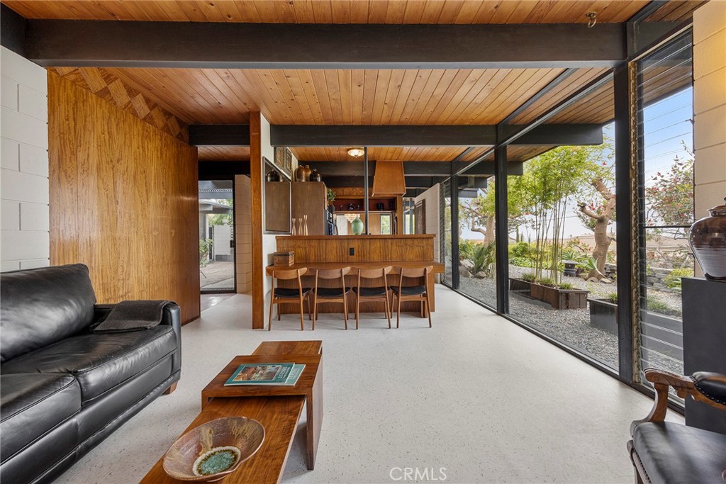 12601 Vista Panorama