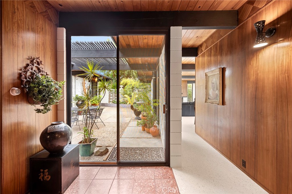 12601 Vista Panorama