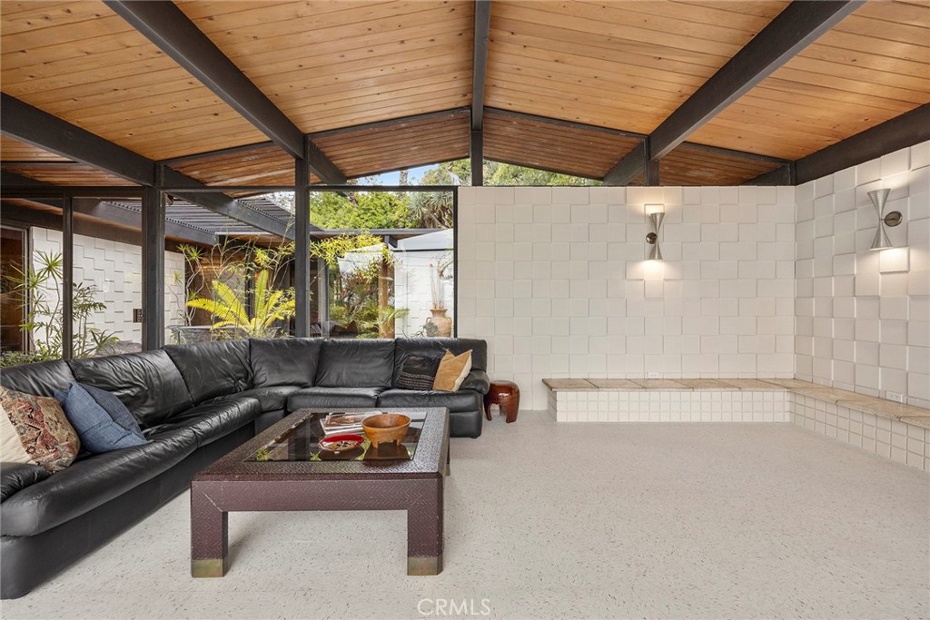 12601 Vista Panorama