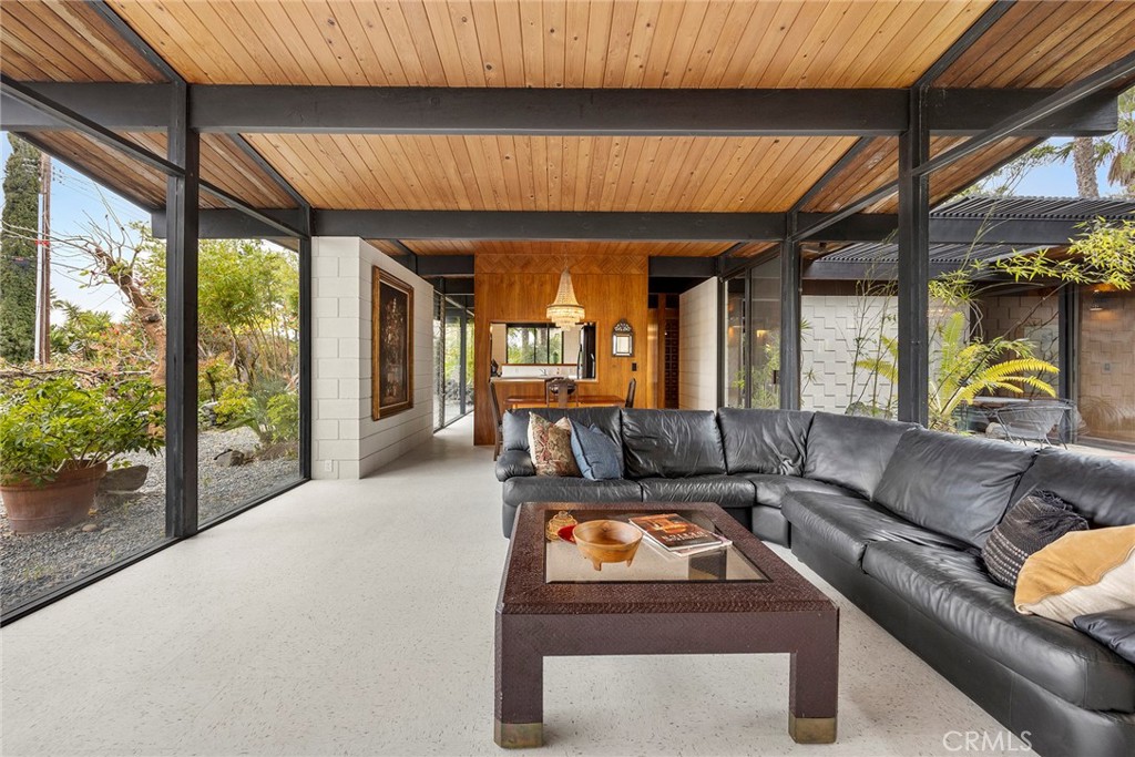 12601 Vista Panorama