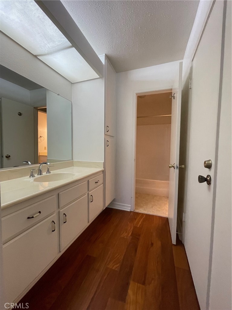 11840 Los Alisos Circle